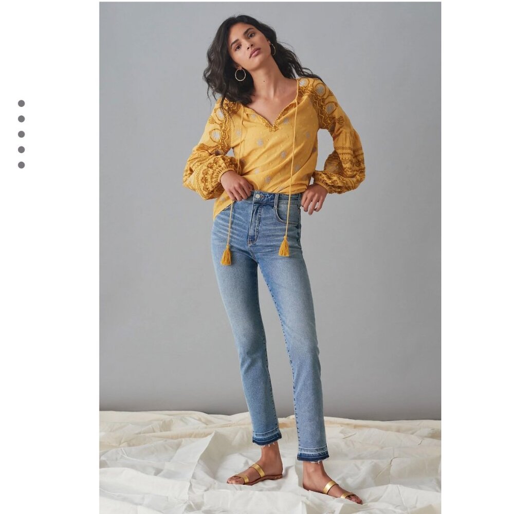 💃🏻 Anthropologie | Pilcro The Cigarette Slim Straight Medium Wash Frayed Jeans